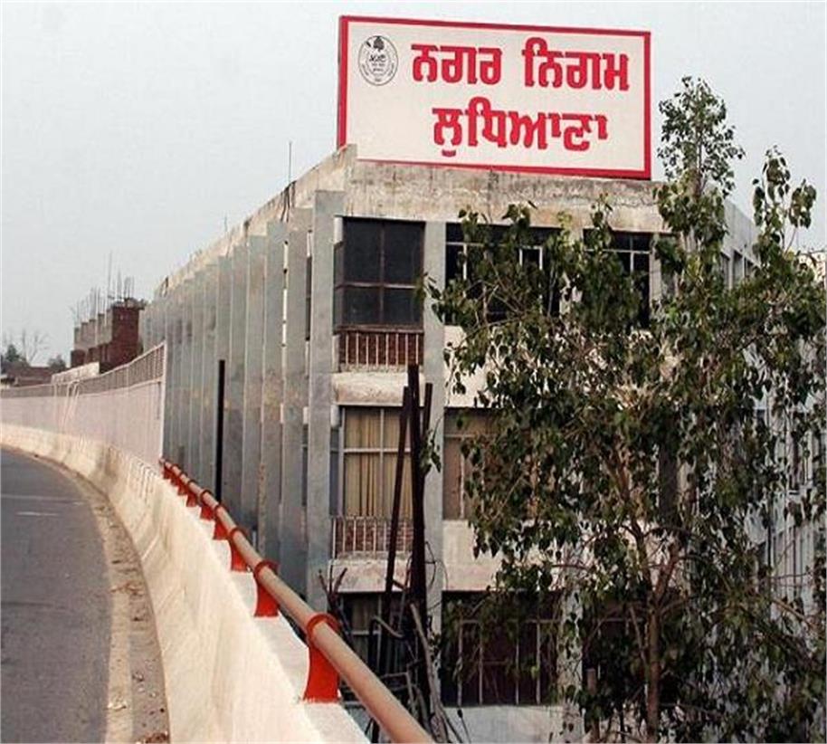 2018_7image_12_33_034351070ld-ll