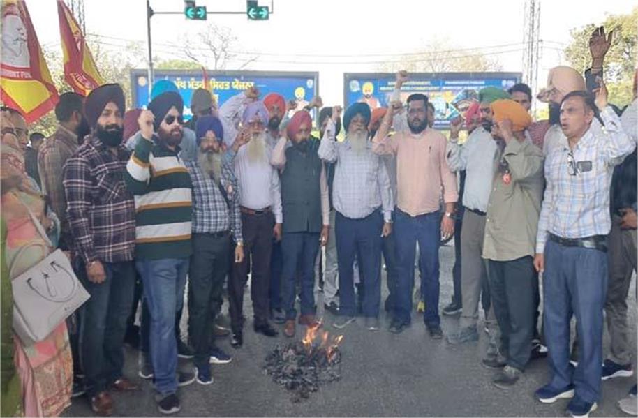 2026_3image_18_00_45945209512-ll