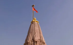 hl0b37rs_dharm-dhwaja_625x300_25_November_25