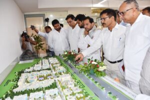 हरियाणा विधानसभा की युवा कल्याण समिति ने किया श्री विश्वकर्मा कौशल विश्वविद्यालय का निरीक्षण