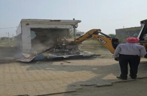 12_42_441842604ludhiana-glada-action-2